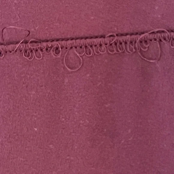 Lululemon Burgundy Leggings | Size 4 | Lightweight | Good Condition - Picture 8 of 13